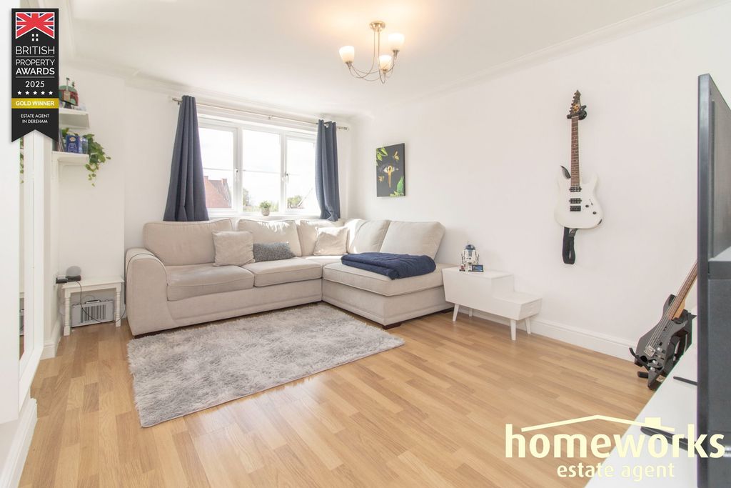 Property photo 2 of 7