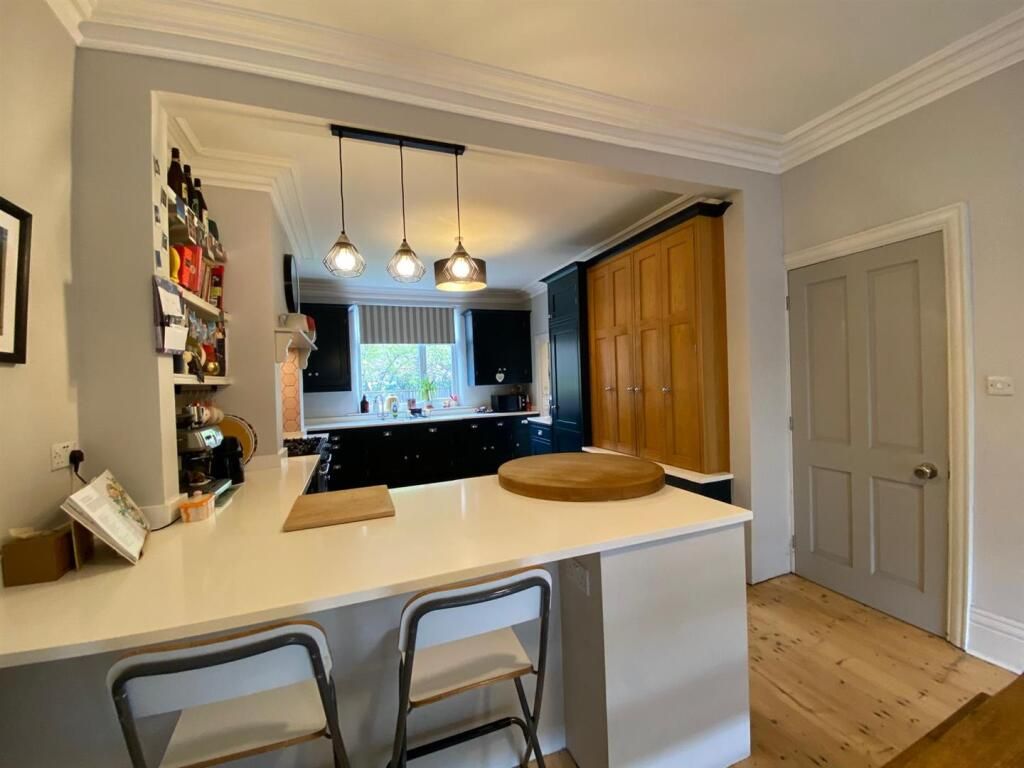 Property photo 3 of 14 Gallery