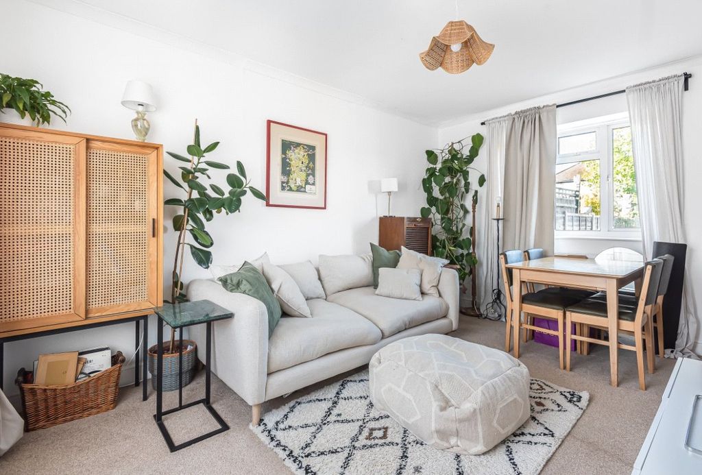 Property photo 2 of 12 Reception Room