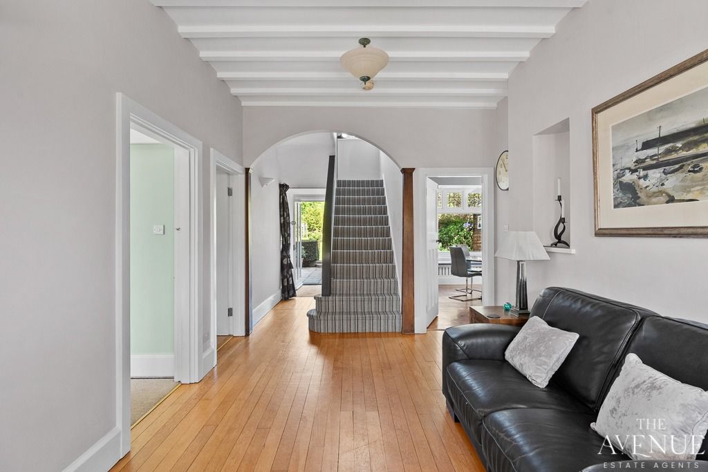 Property photo 3 of 52 3995216