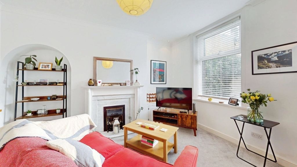 Property photo 2 of 17 Pbox-Img.Jpg