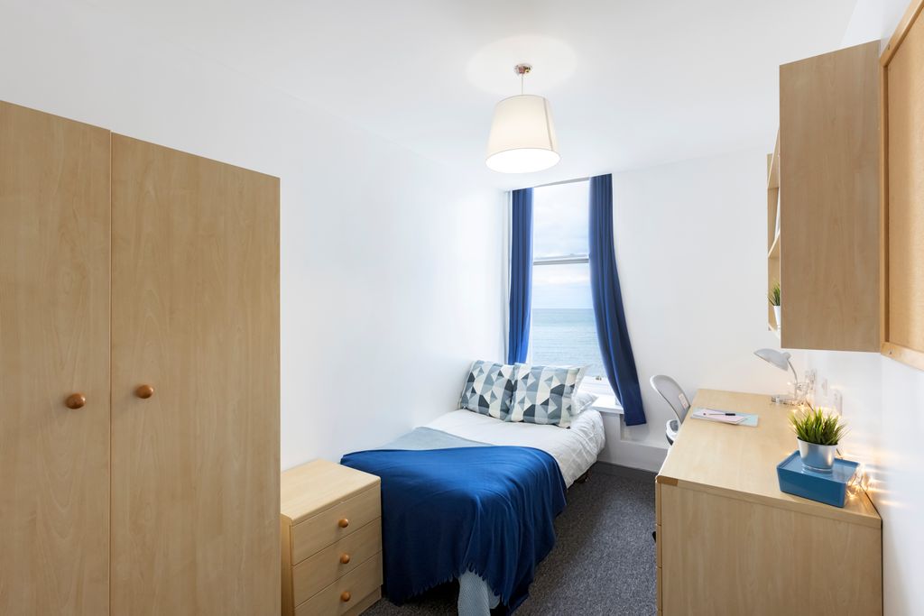 Property photo 1 of 1 Budget (Sea View) Collection All Bills Included