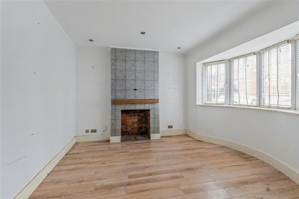 Property photo 3 of 11 Picture No. 05