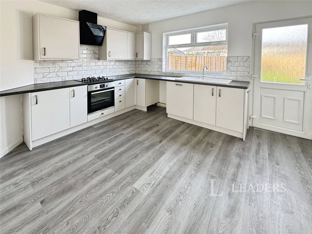 Property photo 2 of 13 Kitchen