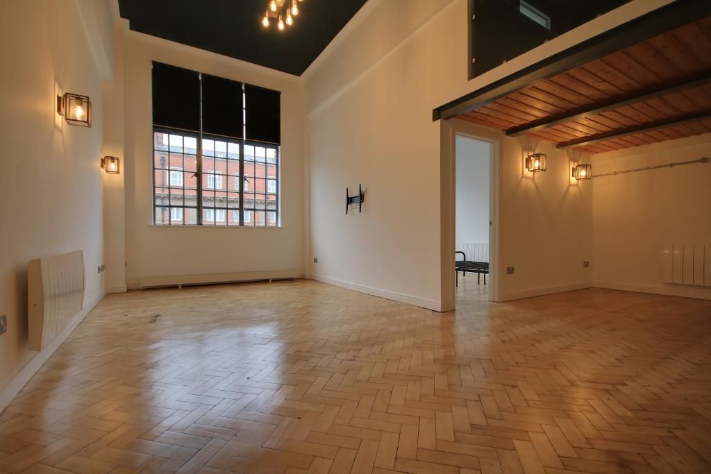 Property photo 1 of 27 Lounge Diner