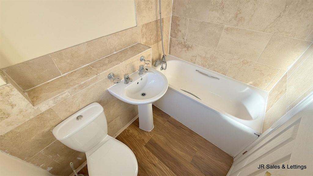 Property photo 3 of 5 Img_0692.Jpg