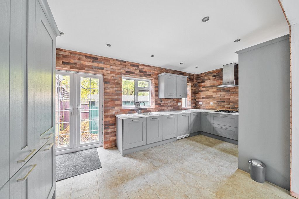 Property photo 3 of 17 1208868 (3).Jpg