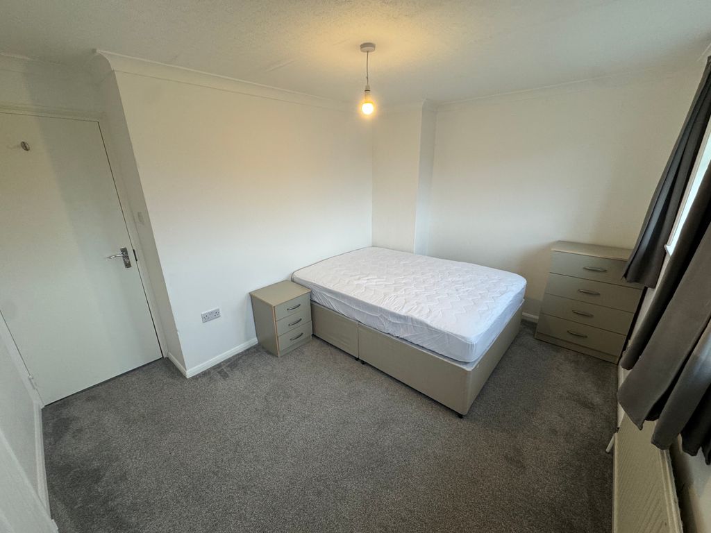 Property photo 2 of 10 Property