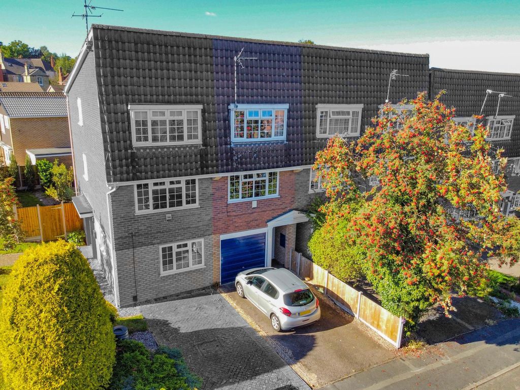 Property photo 1 of 14