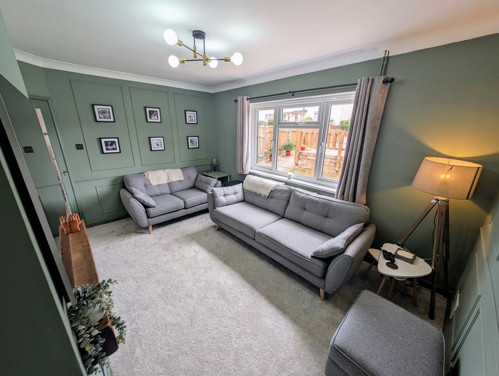 Property photo 1 of 36
