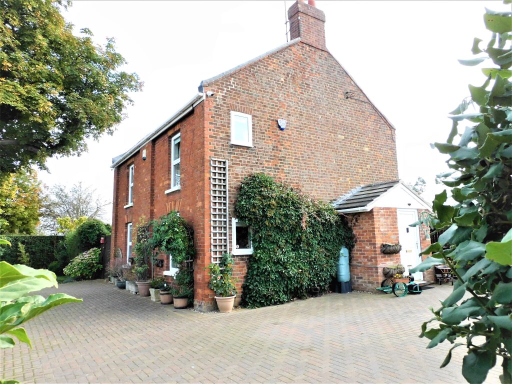 Property photo 1 of 22