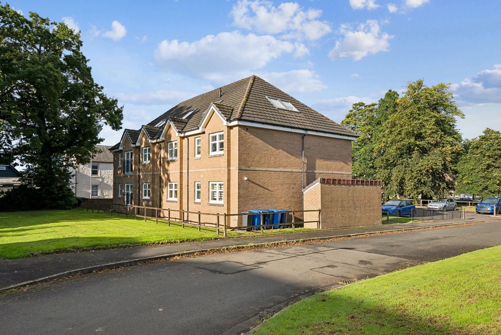 Property photo 2 of 18 Picture No. 03