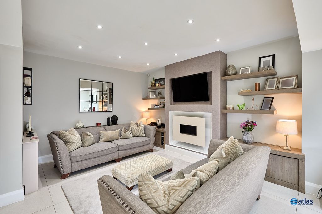 Property photo 3 of 25 Kitchen/Dining/Living Area