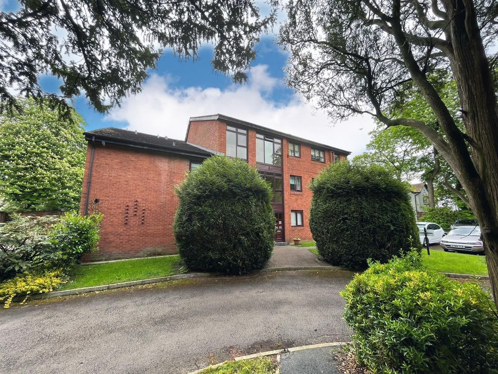 Property photo 1 of 10 External