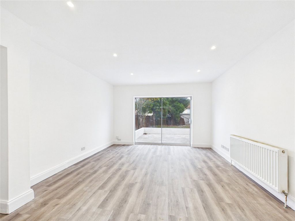 Property photo 2 of 10 Picture No. 02