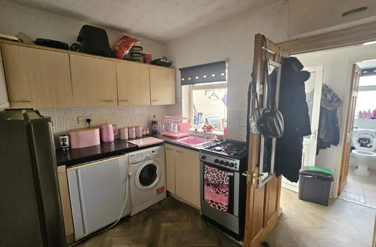 Property photo 3 of 7