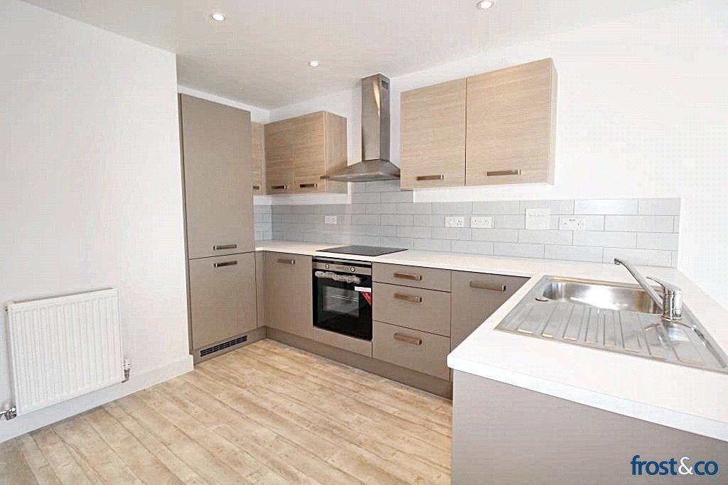 Property photo 2 of 9 Kitchen