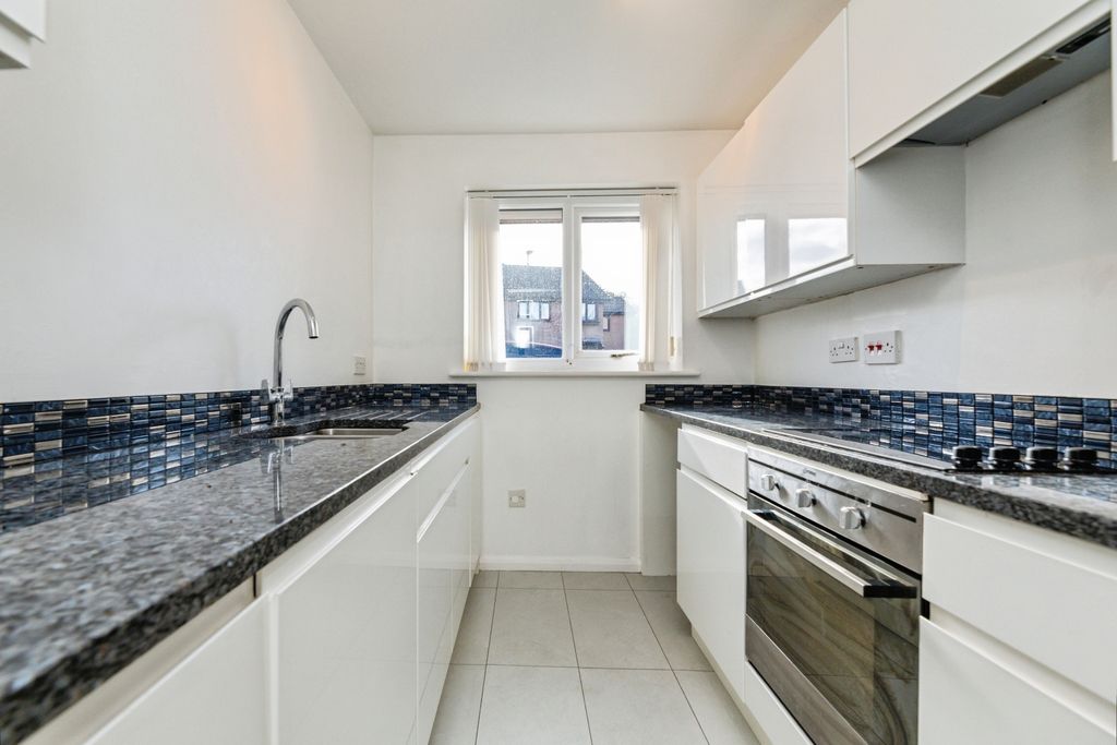 Property photo 2 of 18 Pbox-Img.Jpg