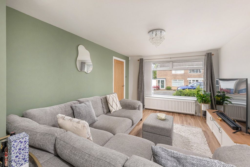 Property photo 2 of 14 Picture No. 16