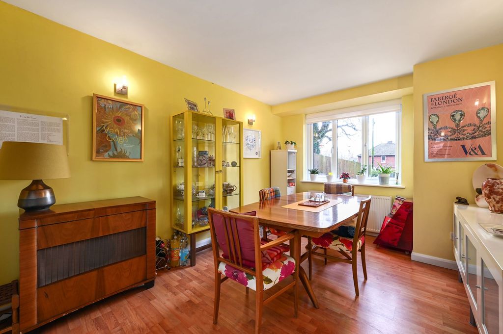 Property photo 3 of 29