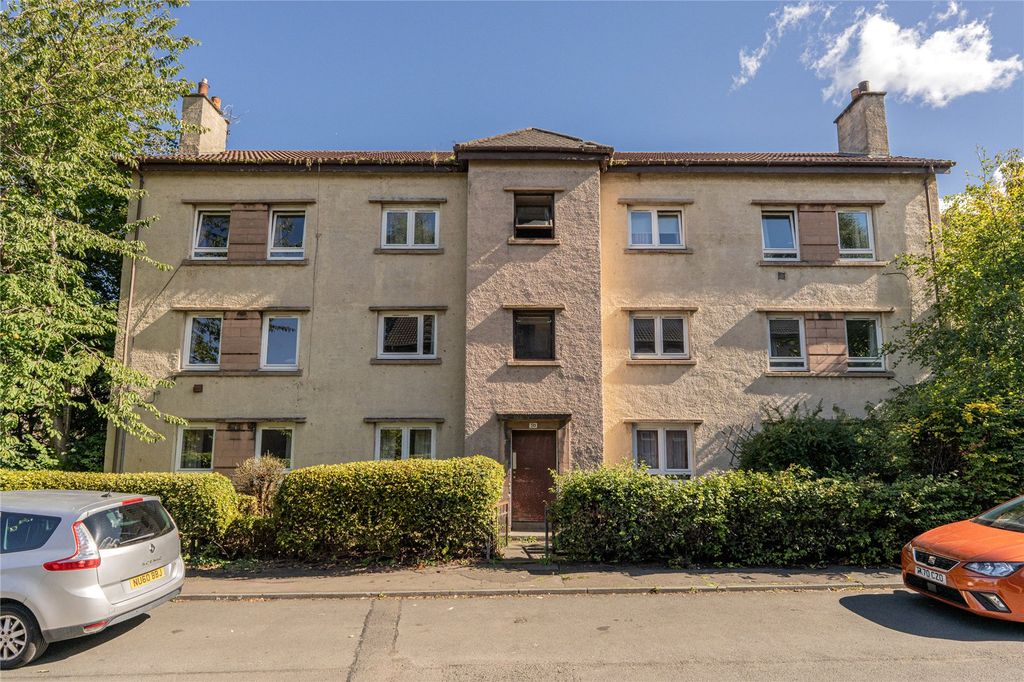 Property photo 1 of 17 Front