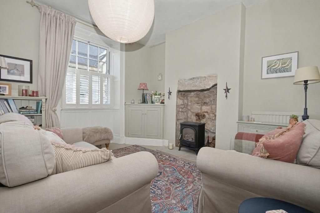 Property photo 2 of 24