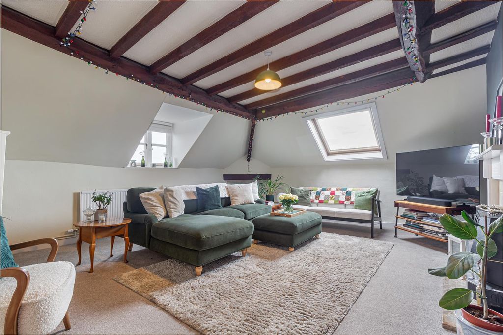 Property photo 2 of 19 Living-Room-1.Jpg