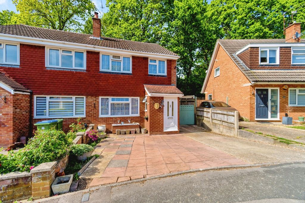 Property photo 1 of 14 Pbox-Img.Jpg