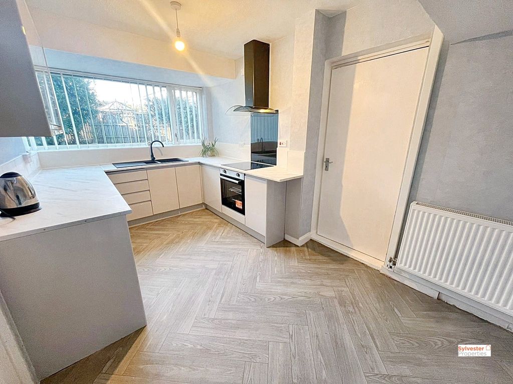 Property photo 3 of 25 Picture No. 16