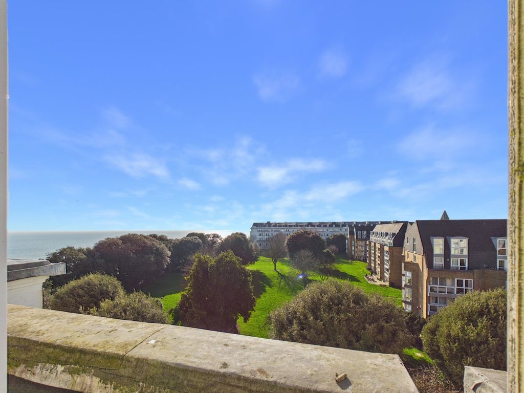 Property photo 2 of 13 Sea View