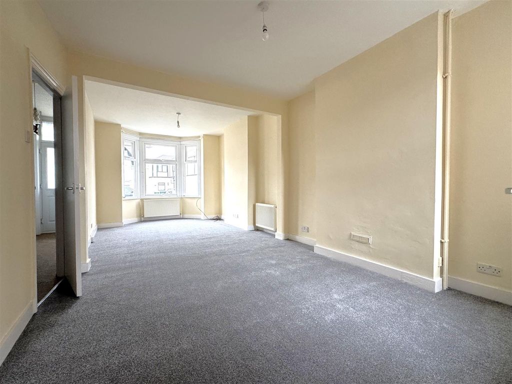 Property photo 2 of 10 Reception Room