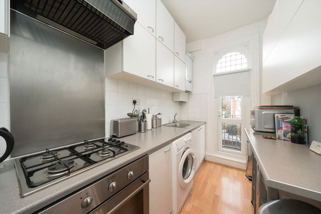 Property photo 3 of 5