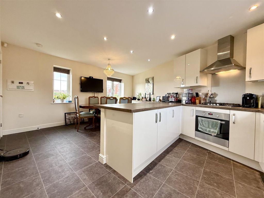 Property photo 3 of 22 3