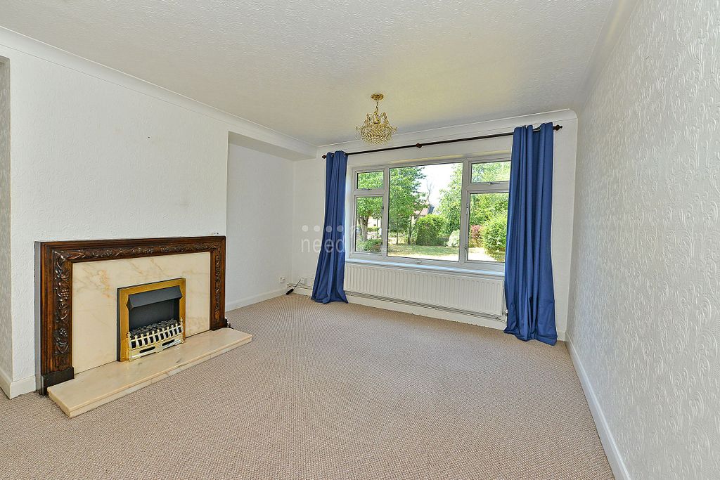 Property photo 3 of 33