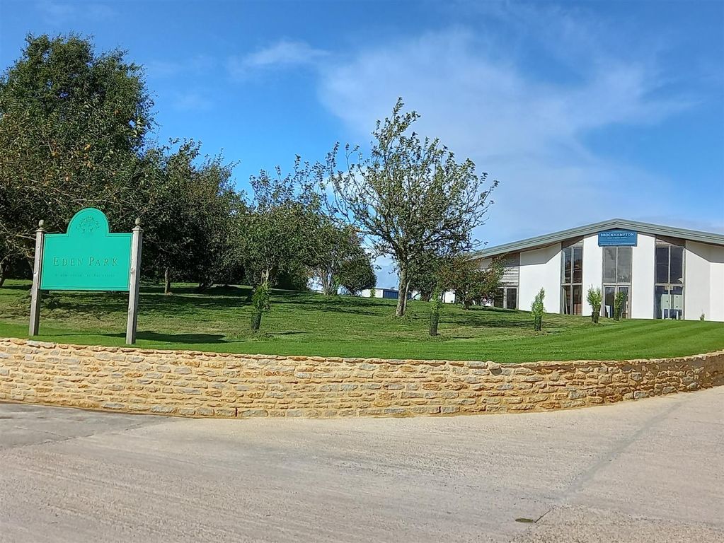 Property photo 2 of 11 Park Entrance.Jpg