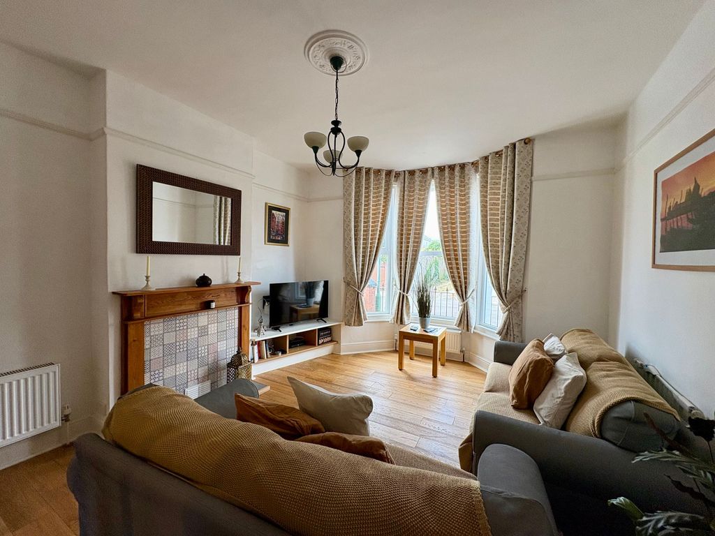Property photo 3 of 28