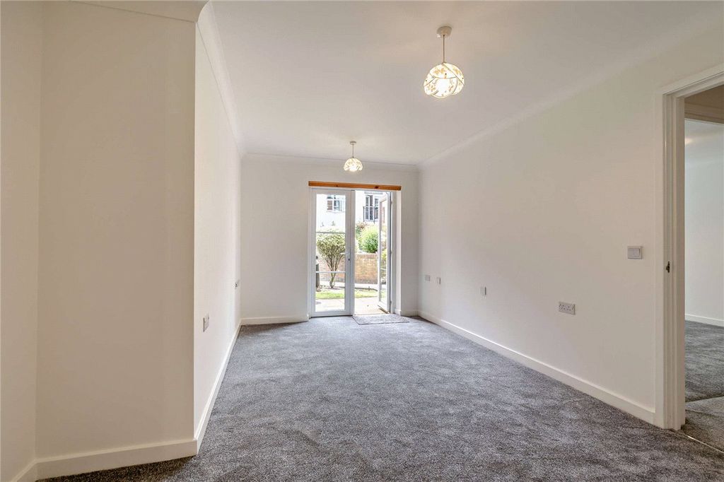 Property photo 3 of 19 Picture No. 43