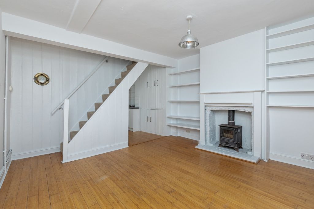 Property photo 2 of 14 4000793