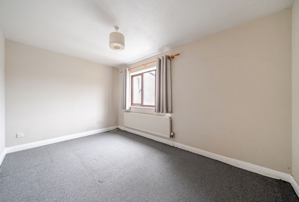 Property photo 2 of 19 1433421-1-69c2944...