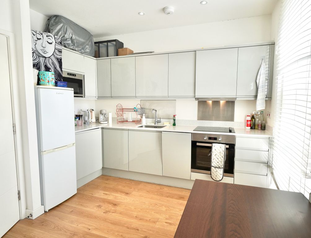 Property photo 2 of 6