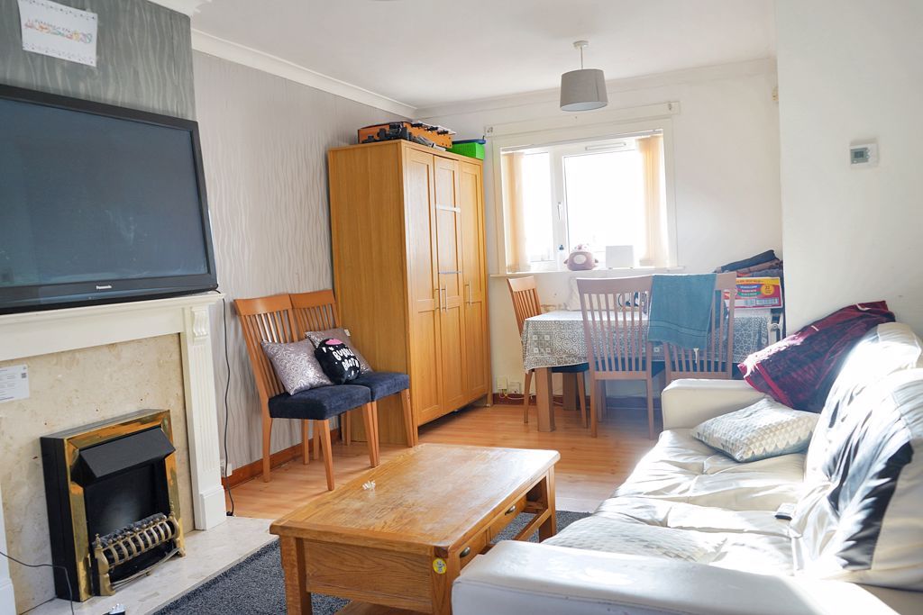 Property photo 3 of 13 Photo 4