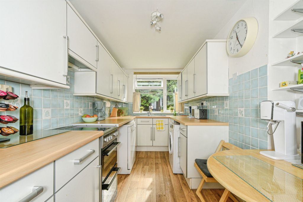 Property photo 3 of 14