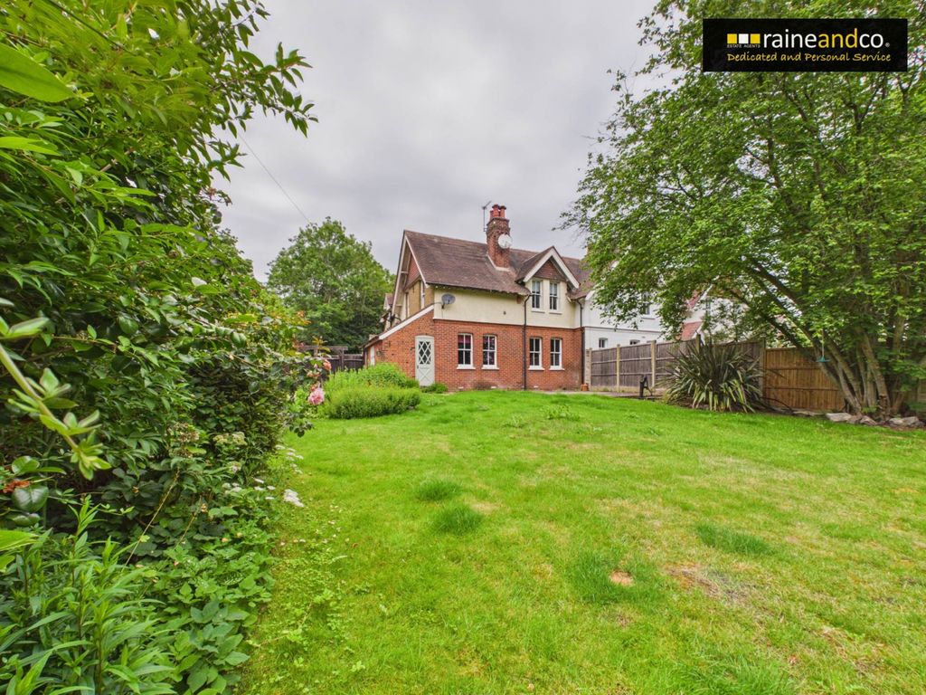Property photo 3 of 27