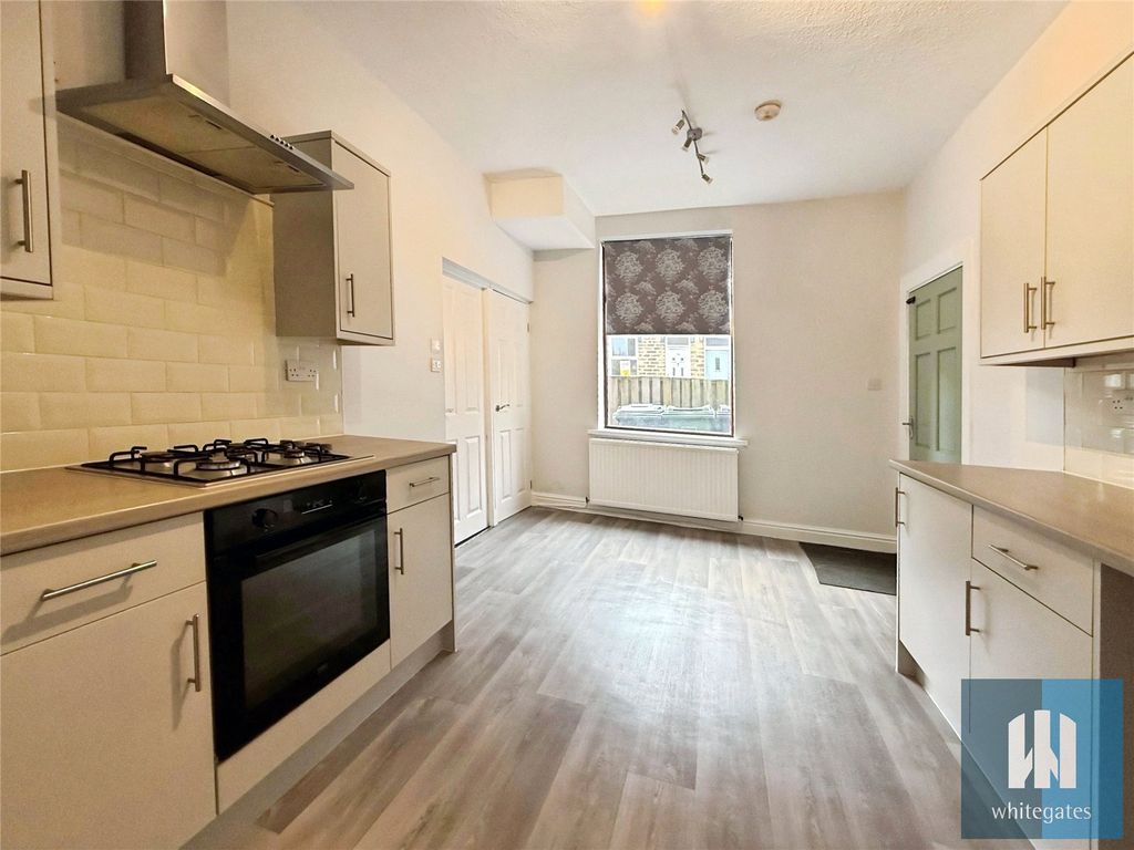 Property photo 3 of 18 Picture No. 11