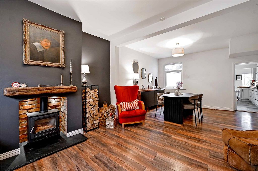 Property photo 1 of 20 Dining Area