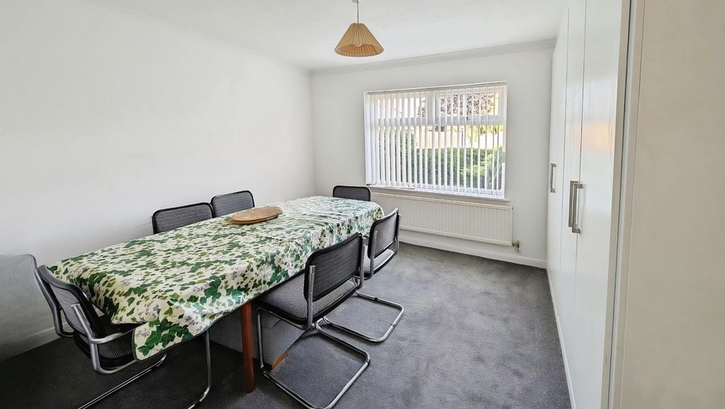 Property photo 3 of 24 Pbox-Img.Jpg