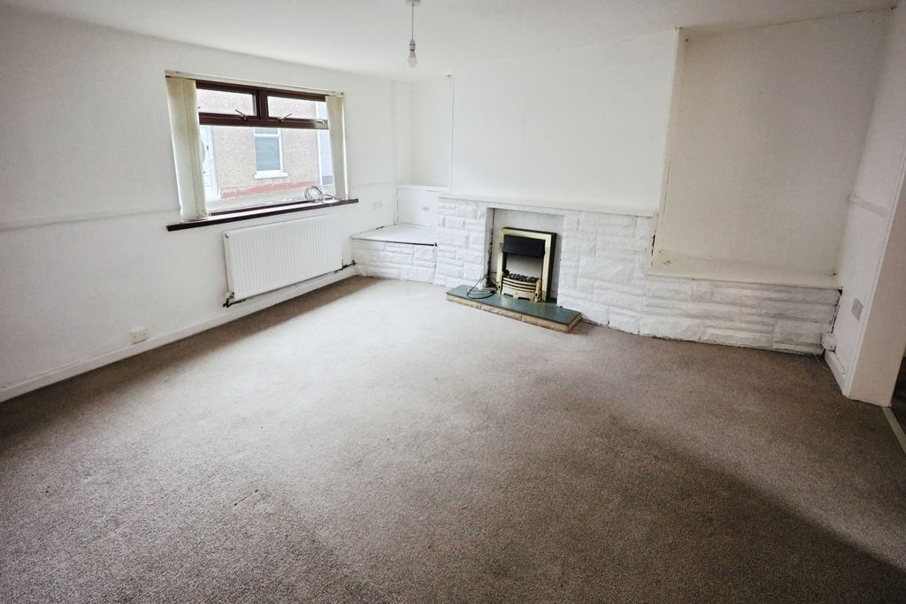 Property photo 2 of 7 Pbox-Img.Jpg