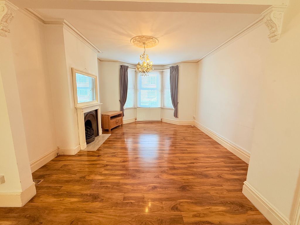 Property photo 3 of 15 Living Room
