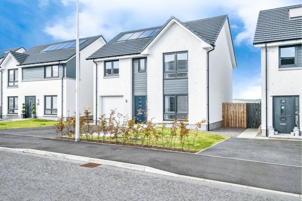 Property photo 1 of 18 The Property