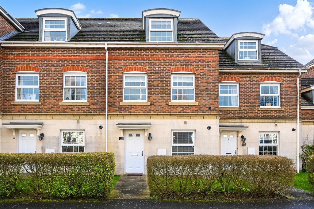 Property photo 1 of 18 17 Scholars Walk - Tn395Ga (25).Jpg